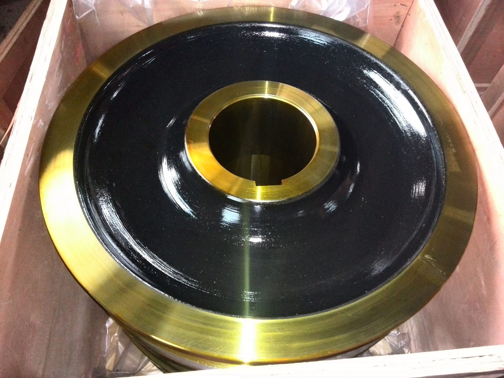 The Unexpected Purpose Of Open Grooves On Crane Wheels - r2mdny4